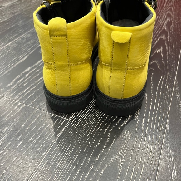 NWOB Balenciage arena sneakers - Picture 9 of 9